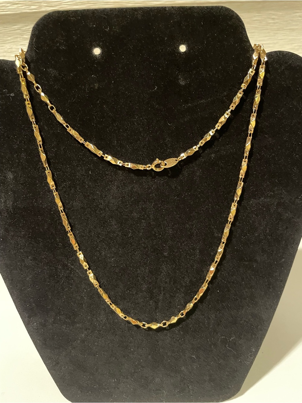 Gold-Tone Women's Decorative Link Necklace - Polished Shine